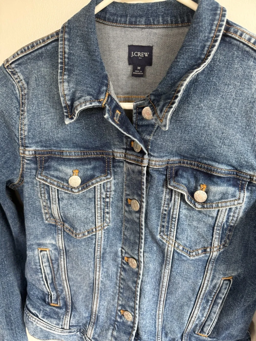 J CREW Womens Denim Classic Jean Jacket Blue Size Medium Timeless Trucker Jacket - Picture 5 of 15